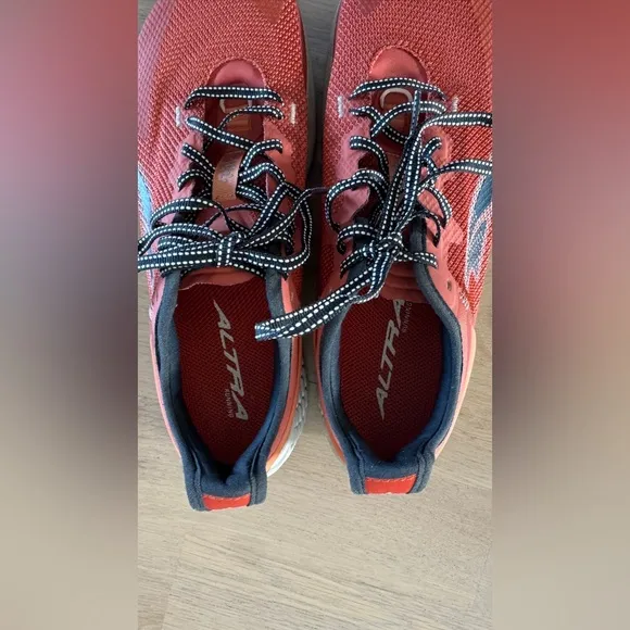 ALTRA TIMP 4 Trail Running Shoes women’s size 10.5
