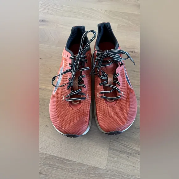 ALTRA TIMP 4 Trail Running Shoes women’s size 10.5
