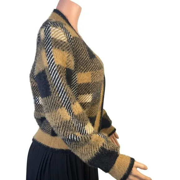 Anthropologie English‎ Factory plaid cardigan, size Medium, chunky buttons, soft