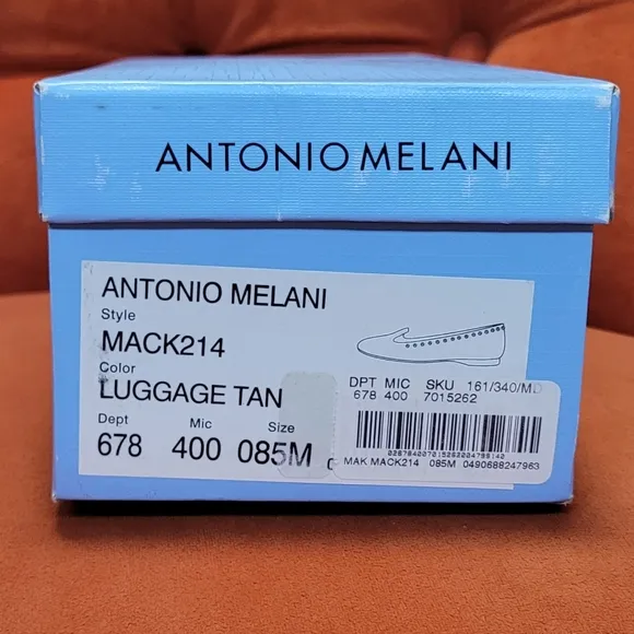 Antonio Melani Tan Studded Women's Flat Shoes Size 8.5m