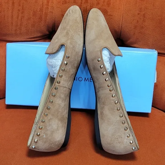 Antonio Melani Tan Studded Women's Flat Shoes Size 8.5m