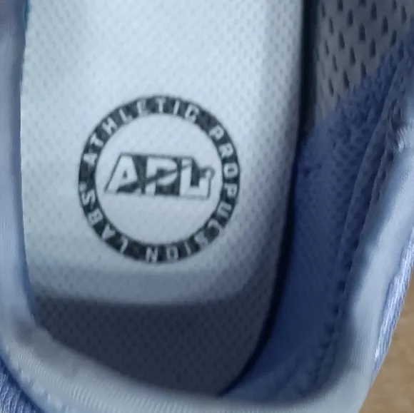 APL Techloom Phantom Purple Running Shoes Girls Sz.5 (6½W)
