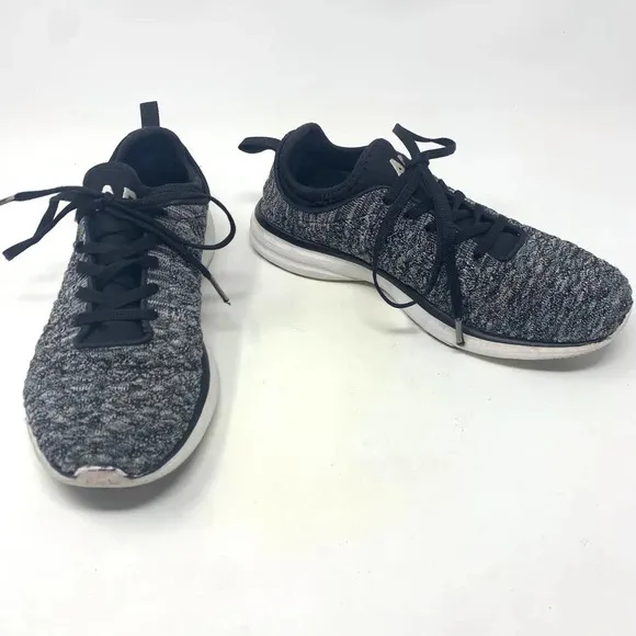 APL TechLoom Phantom Sneakers Shoes Lace-Up Melange Knit Black Gray Size US 8