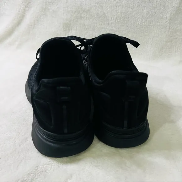 APL Women's Techloom Tracer All Black Size 8.5