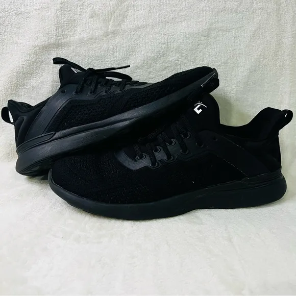 APL Women's Techloom Tracer All Black Size 8.5