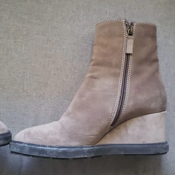 Aquatalia boots women's size 9 suede wedge boots suede neutral zipper vg…