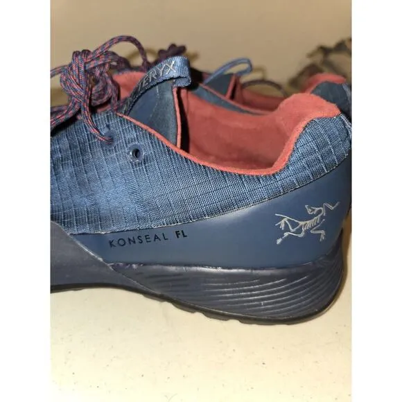 ARC'TERYX Konseal FL Vibram Sole Mens 7.5 Navy Hiking Trekking Shoes