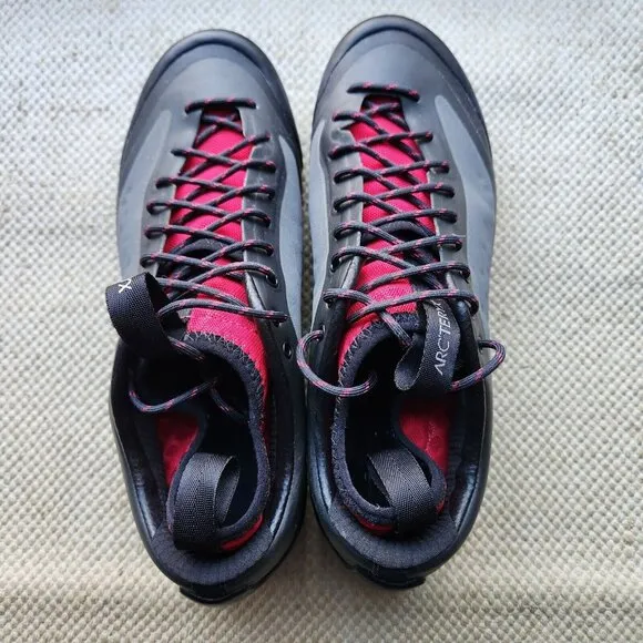 ARC'TERYX Ortholite Vibram Shoes Womens 7 Trekking Coated Red Pink Black 063226