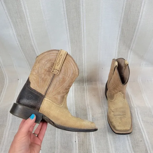 Ariat Leather Cowboy Boots Tan Brown Wiggle Room Size 2 Square Toe
