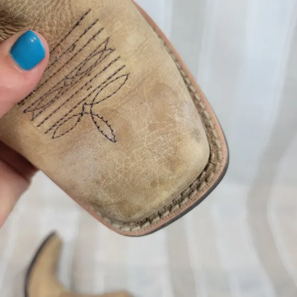 Ariat Leather Cowboy Boots Tan Brown Wiggle Room Size 2 Square Toe