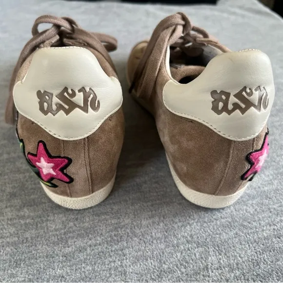 Ash Gull Embroidered Floral Tan Sneakers Women 7.5/8 Size 38 Leather Upper Laces