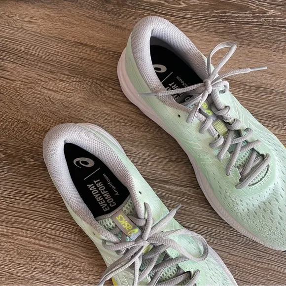 Asics Gel-Excite 7 Mint Green Athletic Sneakers, Women's Size 11