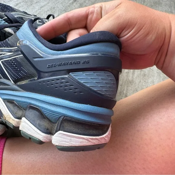 ASICS Gel-Kayano 26.