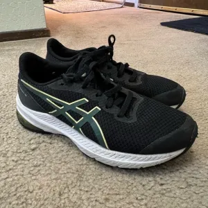 ASICS GT-1000 12 kid size 3 US