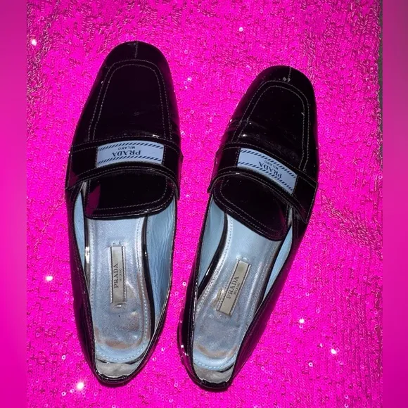 Authentic all leather rare  PRADA  shoes 38,5  patent leather