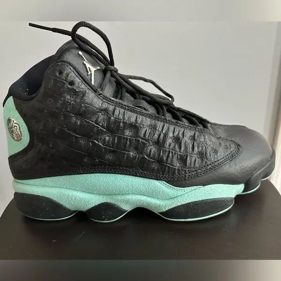 Authentic Nike Air Jordan 13 Retro Island Green 414571-030 Size Men’s 9