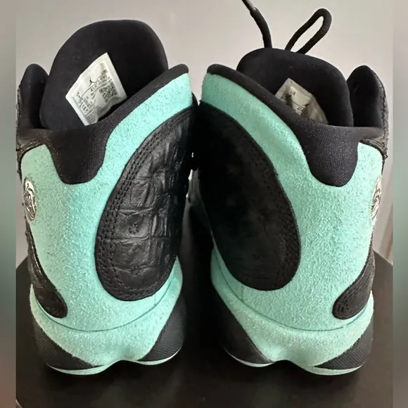 Authentic Nike Air Jordan 13 Retro Island Green 414571-030 Size Men’s 9