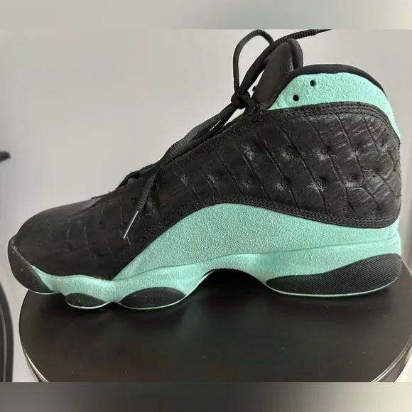 Authentic Nike Air Jordan 13 Retro Island Green 414571-030 Size Men’s 9