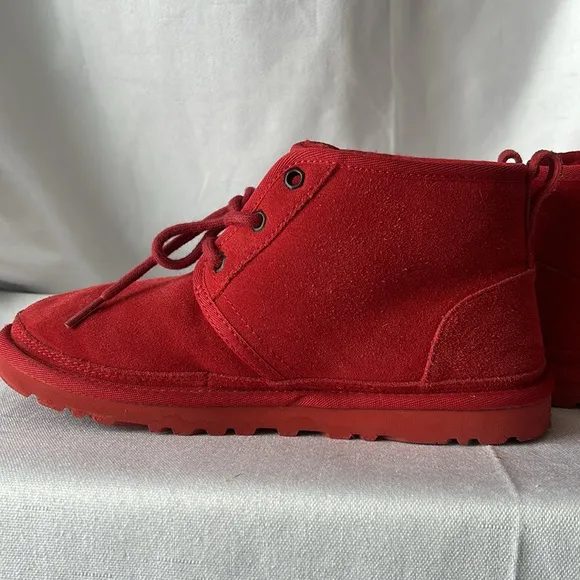 Authentic UGG brand Unisex Neumel Red Chukka Soft Ankle Boots Shoes  Size 5