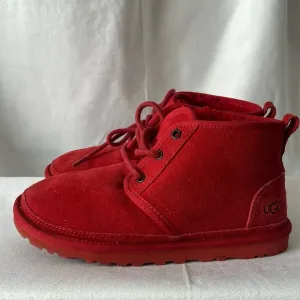 Authentic UGG brand Unisex Neumel Red Chukka Soft Ankle Boots Shoes  Size 5