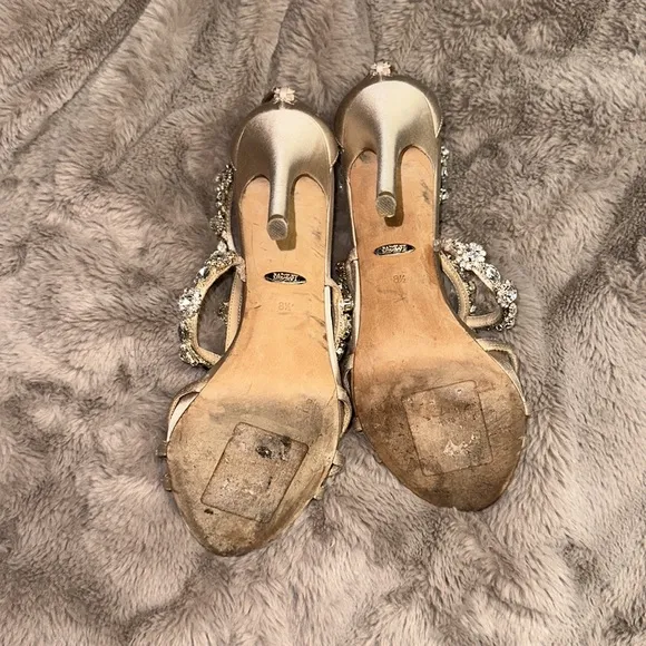 Badgley Mischka Thelma Embellished Evening Shoe size 8.5