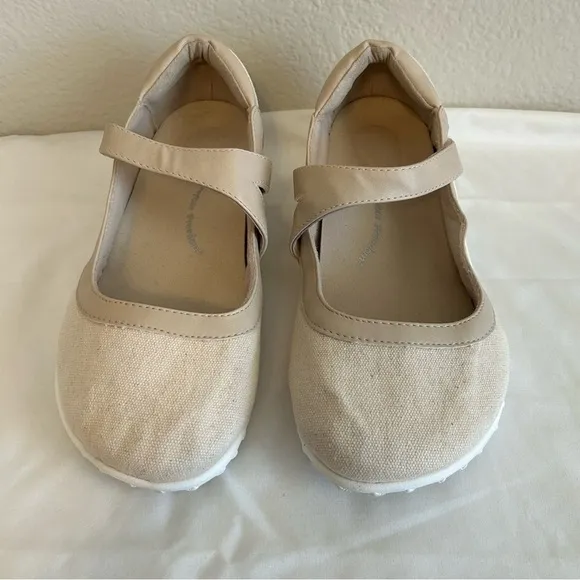 Barefoot Freedom Women’s Drew Rainbow Lightweight Comfort Mary Jane Shoes, 8.5WW