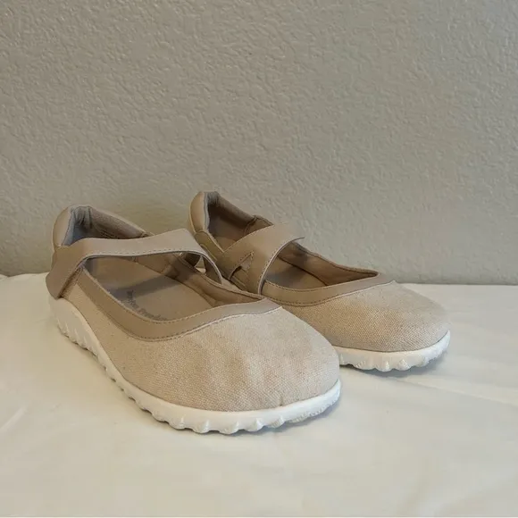 Barefoot Freedom Women’s Drew Rainbow Lightweight Comfort Mary Jane Shoes, 8.5WW