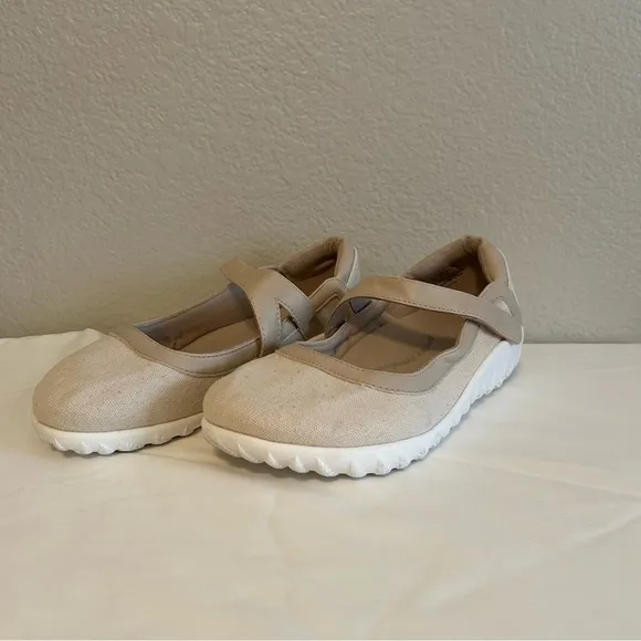 Barefoot Freedom Women’s Drew Rainbow Lightweight Comfort Mary Jane Shoes, 8.5WW