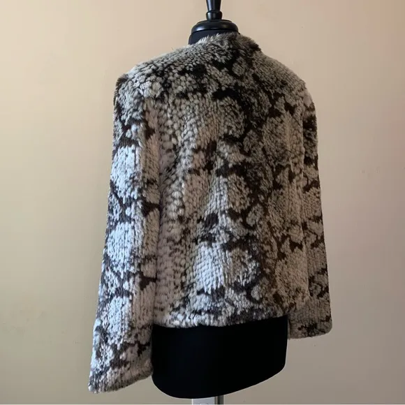 BB DAKOTA EVEREVE Faux Fur Jacket Reptile Print Size XL NWT