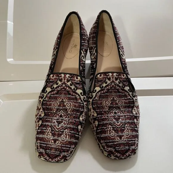 Beautiful Etro Burgundy Jacquard Fabric Square Toe Pump 40 8.5 Block Heel Shoes