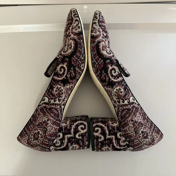 Beautiful Etro Burgundy Jacquard Fabric Square Toe Pump 40 8.5 Block Heel Shoes