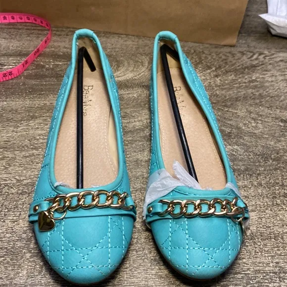 Bella Marie Teal Chain Dana Flat size 6.5