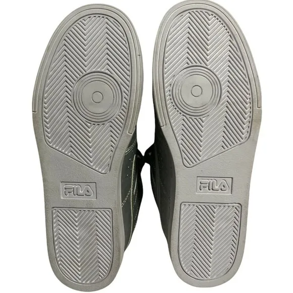 Big Boys Sneakers Size 6M FILA VULC 13 DIGITAL CASUAL SHOES Silver