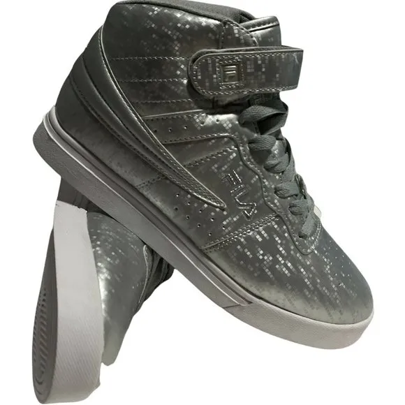 Big Boys Sneakers Size 6M FILA VULC 13 DIGITAL CASUAL SHOES Silver