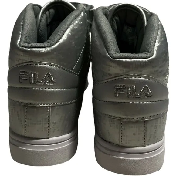 Big Boys Sneakers Size 6M FILA VULC 13 DIGITAL CASUAL SHOES Silver