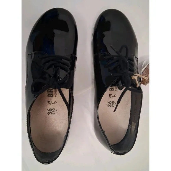 Birkenstock Saunders black patent leather flats oxfords lace up shoes Sz W 5-5.5