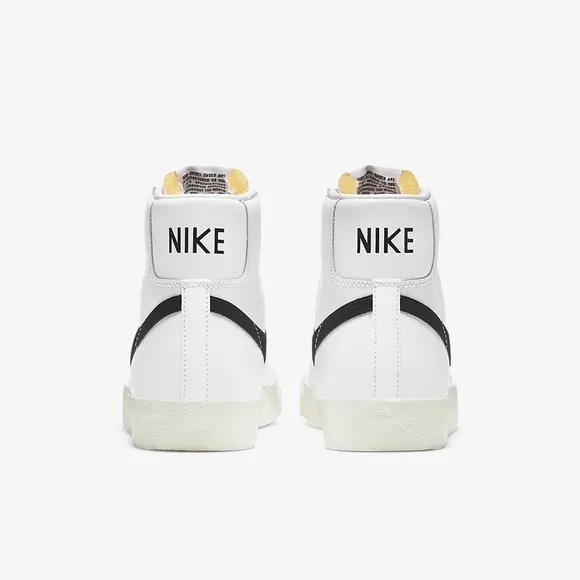 BNIB! Nike Blazer Mid '77 Vintage White/Black Men’s 10.5 Suede Shoes BQ6806-100