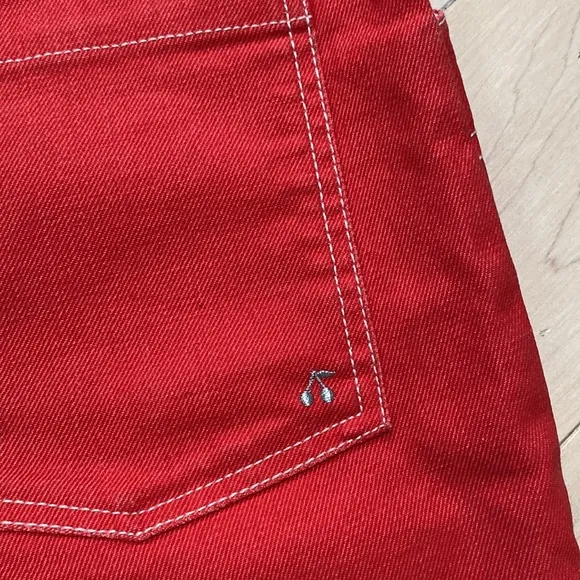 Bonpoint buttons front red denim high waist shorts