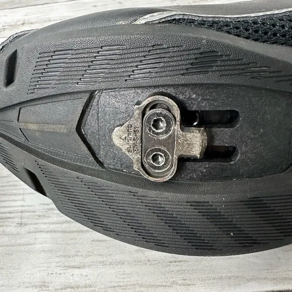 Bontrager CYCLING SHOES MENS SZ 14.5 clip in biking shoes