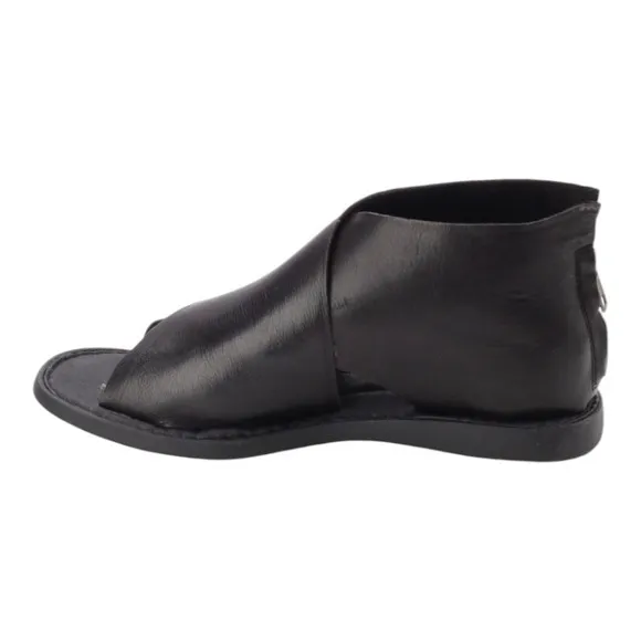 BORN Iwa Black Sandal Comfortable and Lightweight Shoes for Women Size 7 M New