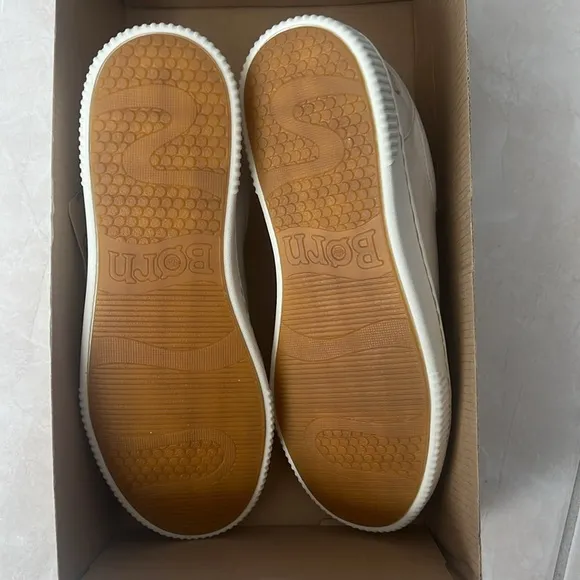 Born Paloma Size 6