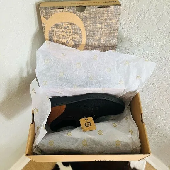 BORN Marcus Lightweight Sneaker, Dress Comfort Shoe, Dark Brown, Size 13, NWT