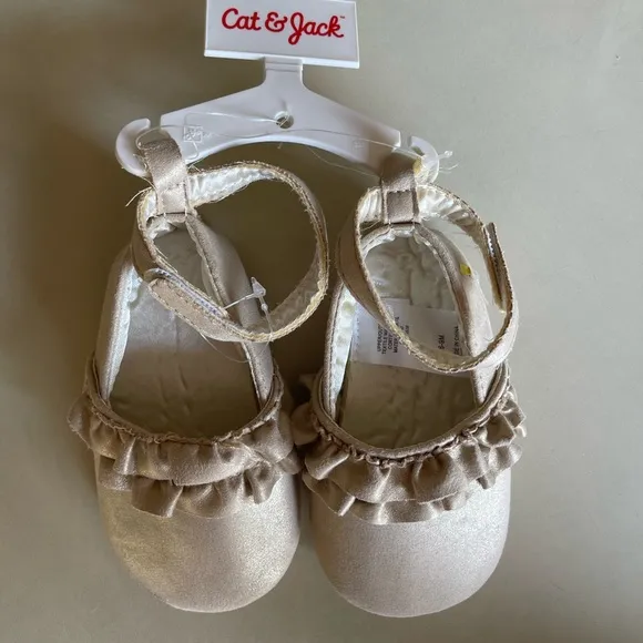 Brand new! 7 pairs of baby shoes