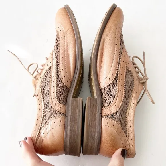 Bronx Oxford Style Lace Up Shoes Open Netting lace like neutral vintage vibes