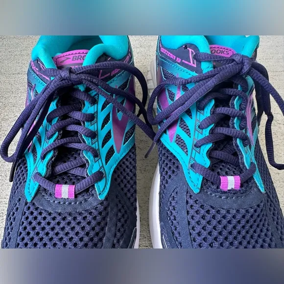Brooks Addiction 13 Purple Blue Running Shoes Women’s Size 10 Narrow 2A VGC