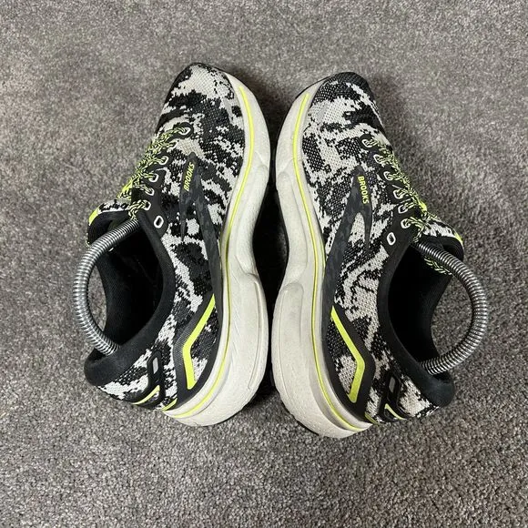 Brooks Ghost 15 White Black Camo Running Shoes 1203801B029 Womens Sz 8.5