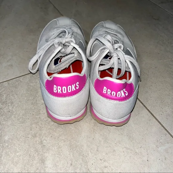Brooks Heritage Vanguard Shoes