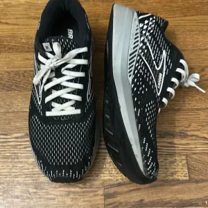 Brooks Mens Black Levitate GTS Energize Support Running Shoes Size 11