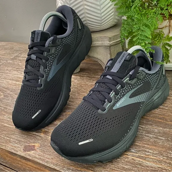 BROOKS Mens Ghost 14 Neutral Running Sneaker Athletic Shoes 8.5 TRIPLE BLACK