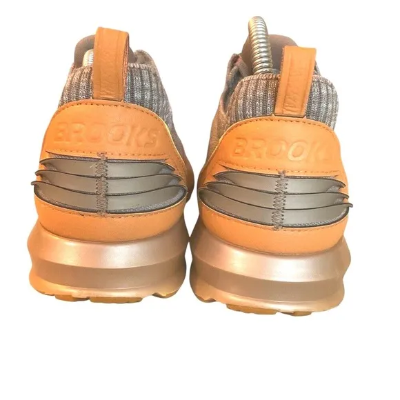 Brooks Mens Levitate‎ 2 LE Gray Tan Jog Running Shoes Lace Up Size 9.5 Running
